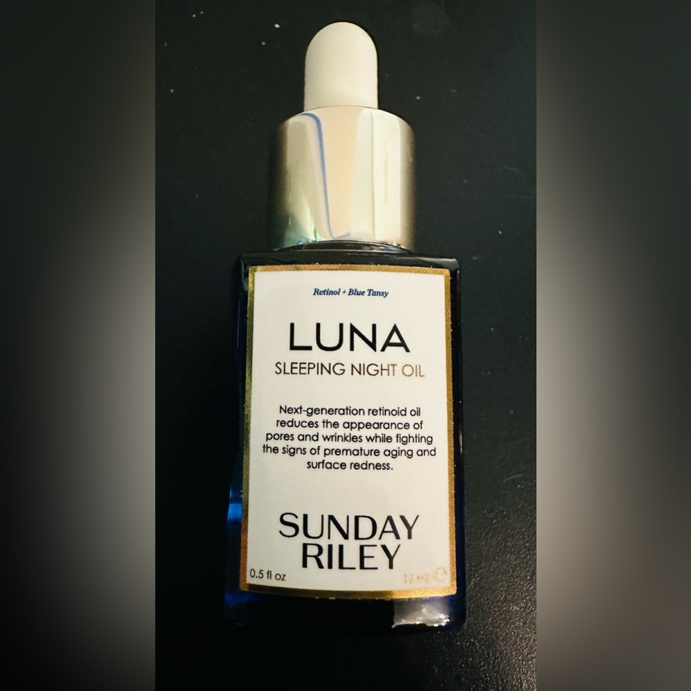 New unopened SUNDAY RILEY Luna Sleeping Retinoid Night Oil .5 oz